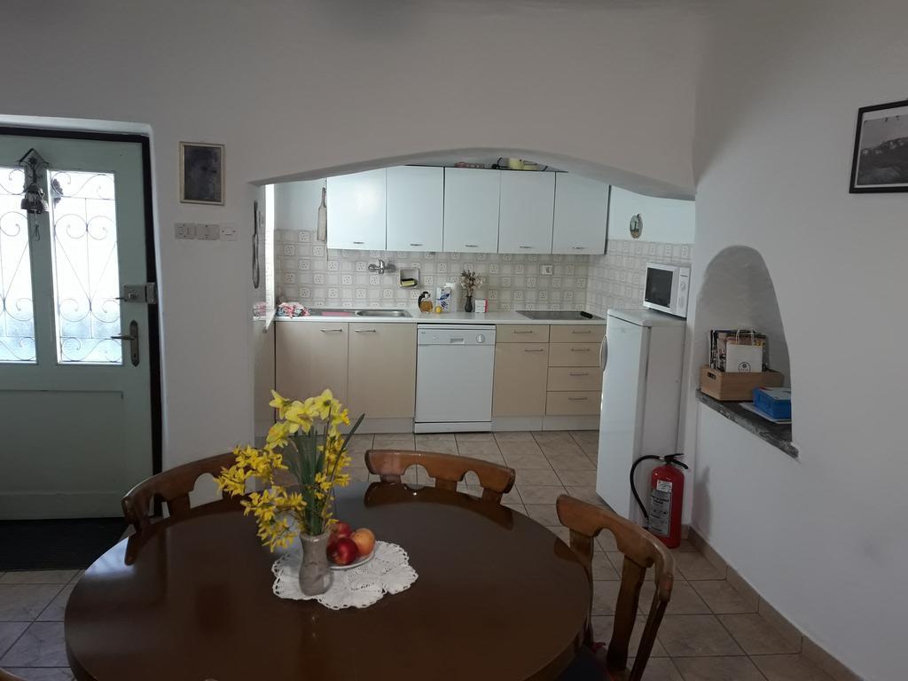 Apartment Valetovi Štanjel Esterno foto