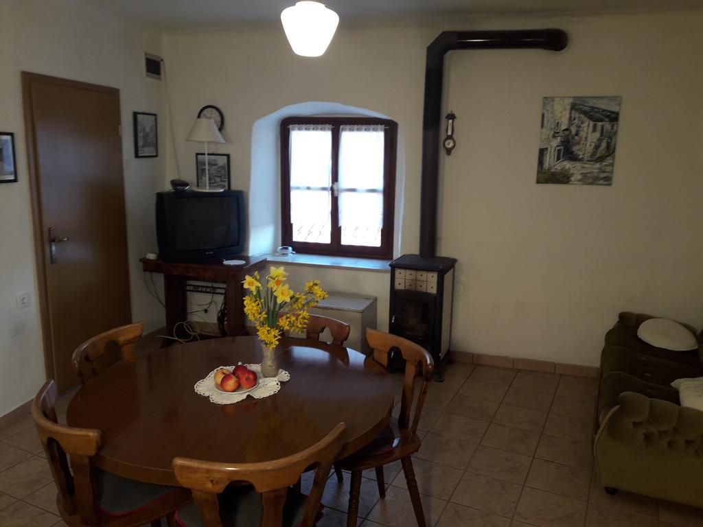 Apartment Valetovi Štanjel Esterno foto